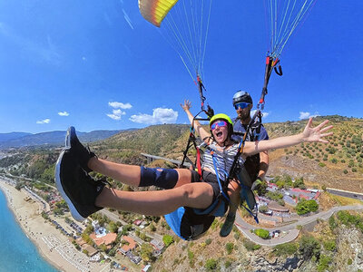 Cofanetto Dalla rupe al mare: parapendio biposto sulla Costa degli Dei
