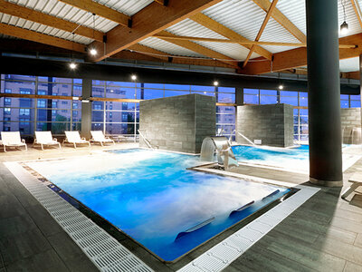 Caja Metropolitan Plenilunio, Madrid: 1 acceso a spa y tratamiento para 2 personas