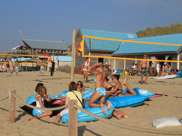 Sports De Plage A Bredene Joyeux Anniversaire Multi Themes Sports De Plage A Bredene Joyeux Anniversaire Multi Themes