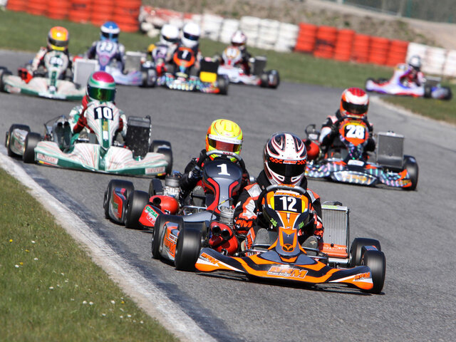 Karting Joyeux Anniversaire Multi Themes Karting Joyeux Anniversaire Multi Themes