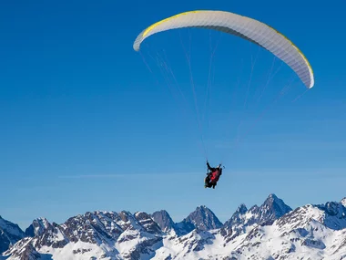 Volo in parapendio biposto con pilota nel Canavese per 1 persona