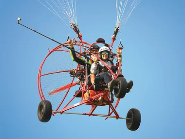 Volo panoramico sui colli Asolani in paracarrello con foto e video