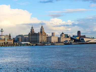 Visite guidée Peaky Blinders® en bus de Liverpool