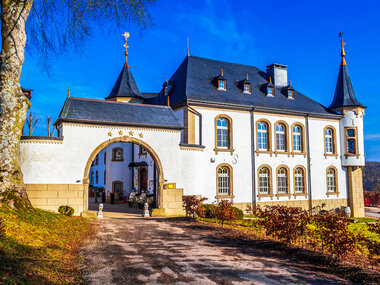 Bijzonder verblijf van 1 nacht met ontbijt in een kasteel of landhuis