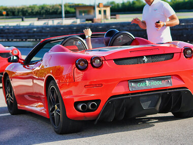 Test drive su Ferrari 430 Spider: 2 giri all'Autodromo di Vallelunga