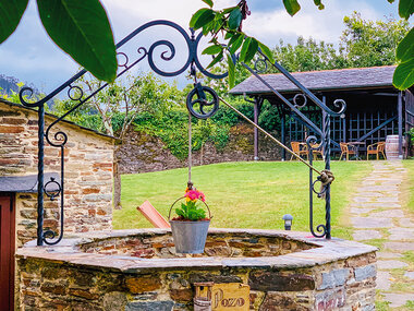 Hotel Rural Casona Trabadelo: 1 noche en suite con bañera de hidromasaje y cena