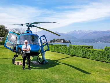 Tour in elicottero di 30 minuti sorvolando i laghi più suggestivi del Nord Italia