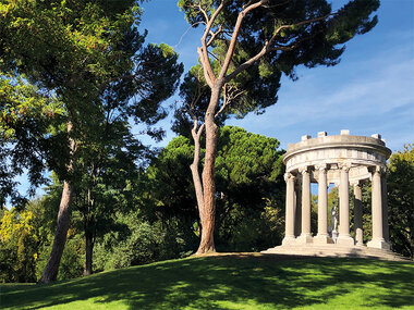 Tour por el parque del Capricho en Madrid para 2 personas