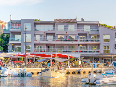 Pause élégante et gourmande avec cocktail en hôtel 5* en Corse