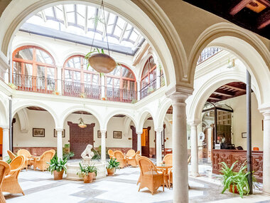 1 noche con desayuno en Hotel Palacio Marqués de La Gomera