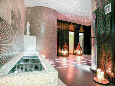 Romantica giornata in spa: trattamenti e cena per 2