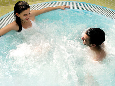 Séjour détente avec accès au bain bouillonnant