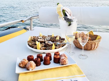 Croisière dans le bassin d'Arcachon avec dégustation d'huîtres à deux ou entre amis