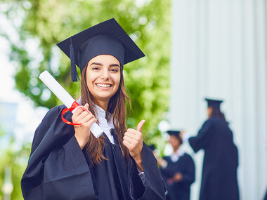 Das erste von vielen Abenteuern: Herzlichen Glückwunsch! 2 Übernachtungen in Europa mit Abendessen