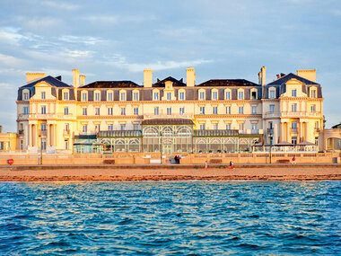 Escapade de rêve en hôtel 5* à Saint-Malo avec accès au spa