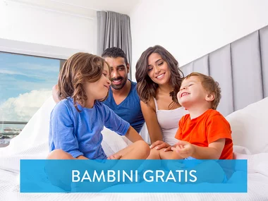 Cofanetto Smartbox “3 Giorni in Famiglia” Con 2 Notti, 2 Colazioni per 2  Adulti e 2 Bambini – Idea Regalo per Compleanno Genitori