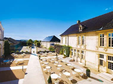 Escapade en suite au Château de Pizay 4* avec un délicieux dîner 3 plats près de Mâcon