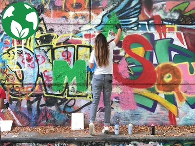 Initiation au graffiti en atelier collaboratif à Paris pour 2