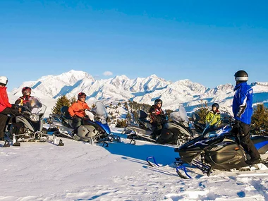 Randonnée guidée en motoneige de 50 min aux Saisies