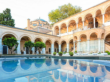 Il lusso della Grecia: 1 notte da favola in hotel 5*