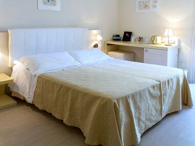 Relax e gusto a Rimini: 1 notte in hotel 4* con accesso Spa e cena a lume di candela