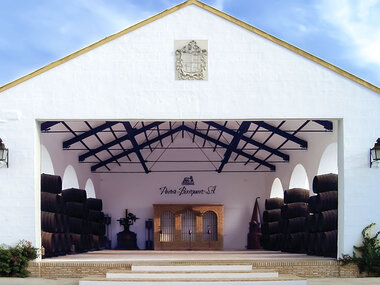 Cata de chocolates y vinos en Bodegas Pérez Barquero