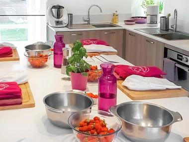 Smartbox Tous en cuisine : cours de cuisine avec le chef Eugen Dickau pour  4 personnes - Coffret Cadeau