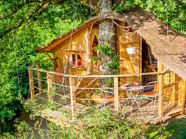 Séjour insolite en famille près de Poitiers : 2 jours en cabane et chasse aux trésors