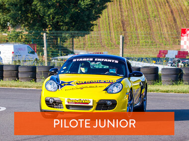 Pilotage pour enfant : 5 tours de circuit au volant d'une Porsche Cayman