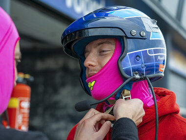 8 rondes als piloot en copiloot in een BMW E30 Cup in Zolder