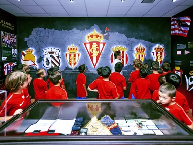 Real Sporting de Gijón: 1 visita al estadio de fútbol para 2