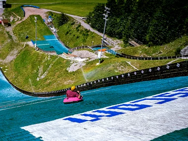 Mountain Tubing per 2 nella Swisscom Nordic Arena di Kandersteg