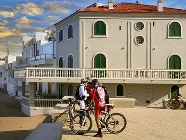 Benessere barocco a Scicli: 3 notti con idromassaggio e tour guidato della città in bici