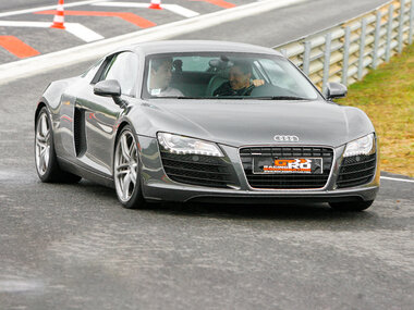 3 tours au volant d'une Audi R8 V10 ou Porsche 992 GT3 à Pau-Arnos