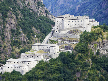 Soggiorno in Valle d'Aosta: 1 notte in Mini Suite, 1 cena e 1 ingresso ai castelli valdostani