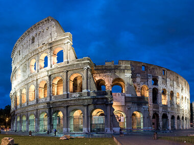 Come gladiatori: ingresso area archeologica Colosseo con esperienza multimediale per 2