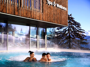 Wellness im Kanton Wallis: Spa und 1 entspannende Massage (50 Min.)