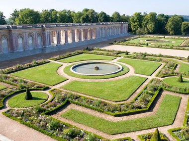 Château de Versailles en famille : visite des Trianons et du Hameau de la Reine