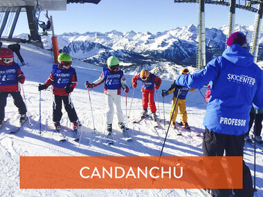 Aventura en la nieve: 1 curso de esquí en Candanchú, Huesca, para 2 personas