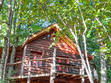 Séjour dans les arbres : 2 jours en famille dans une cabane et tyrolienne près de Tarbes