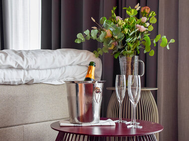 1 notte di pura felicità con bottiglia di vino o di Prosecco in camera