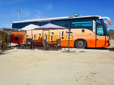Espacios únicos: 2 noches en cuchibus con desayuno