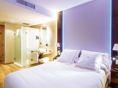 1 noche deluxe en el Balcón de Europa con MB Boutique Hotel