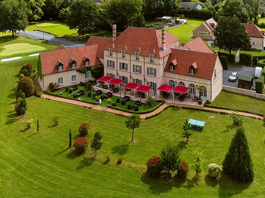 2 jours en domaine près de Châteauroux avec dîner et accès au terrain de golf