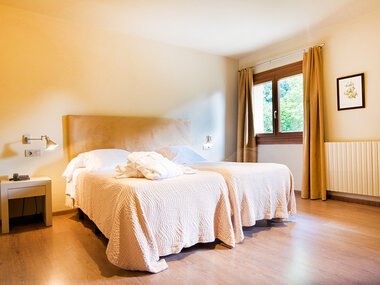 Hotel Manantial 4* - Balneario Caldes: 1 noche con desayuno y acceso al circuito termal para 2