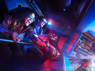 Disneyland® Paris: Medium Winter-tickets voor 2 personen en 2 kinderen (1 park)
