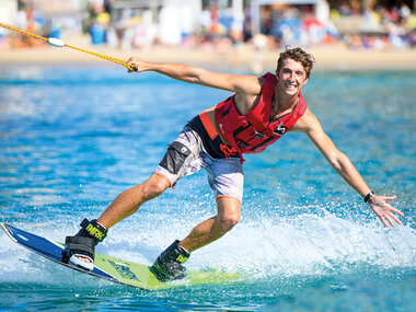 1 curso de iniciación de 2 horas al wakeboard para 2 en Benidorm