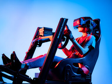 1 Stunde im modernen Rennsimulator in Zürich für 2 Personen
