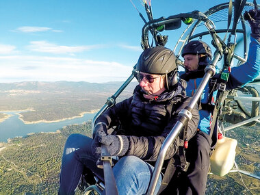 Vuelo en paramotor de 45 minutos en Madrid para 1 persona