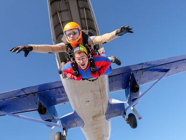 Saut en parachute en tandem